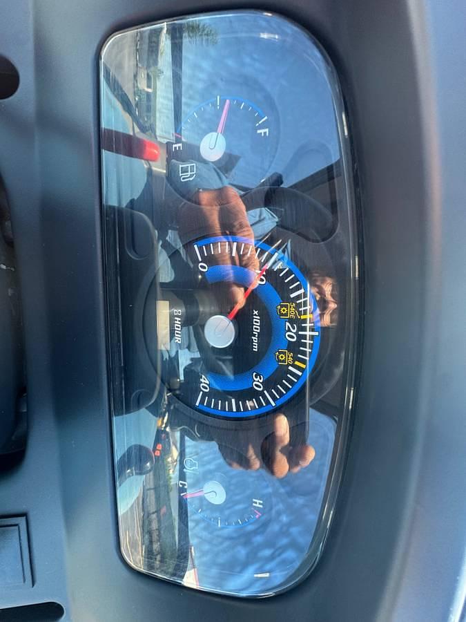 Used 2023 Kioti CK3520SEHST tractor