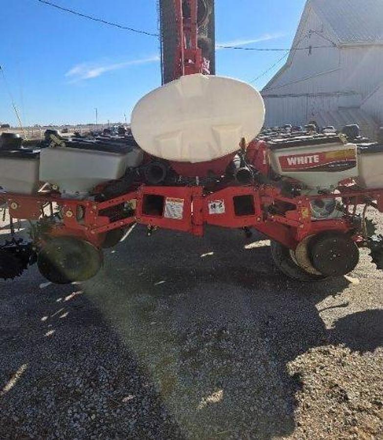 Used 2007 WHITE 8200