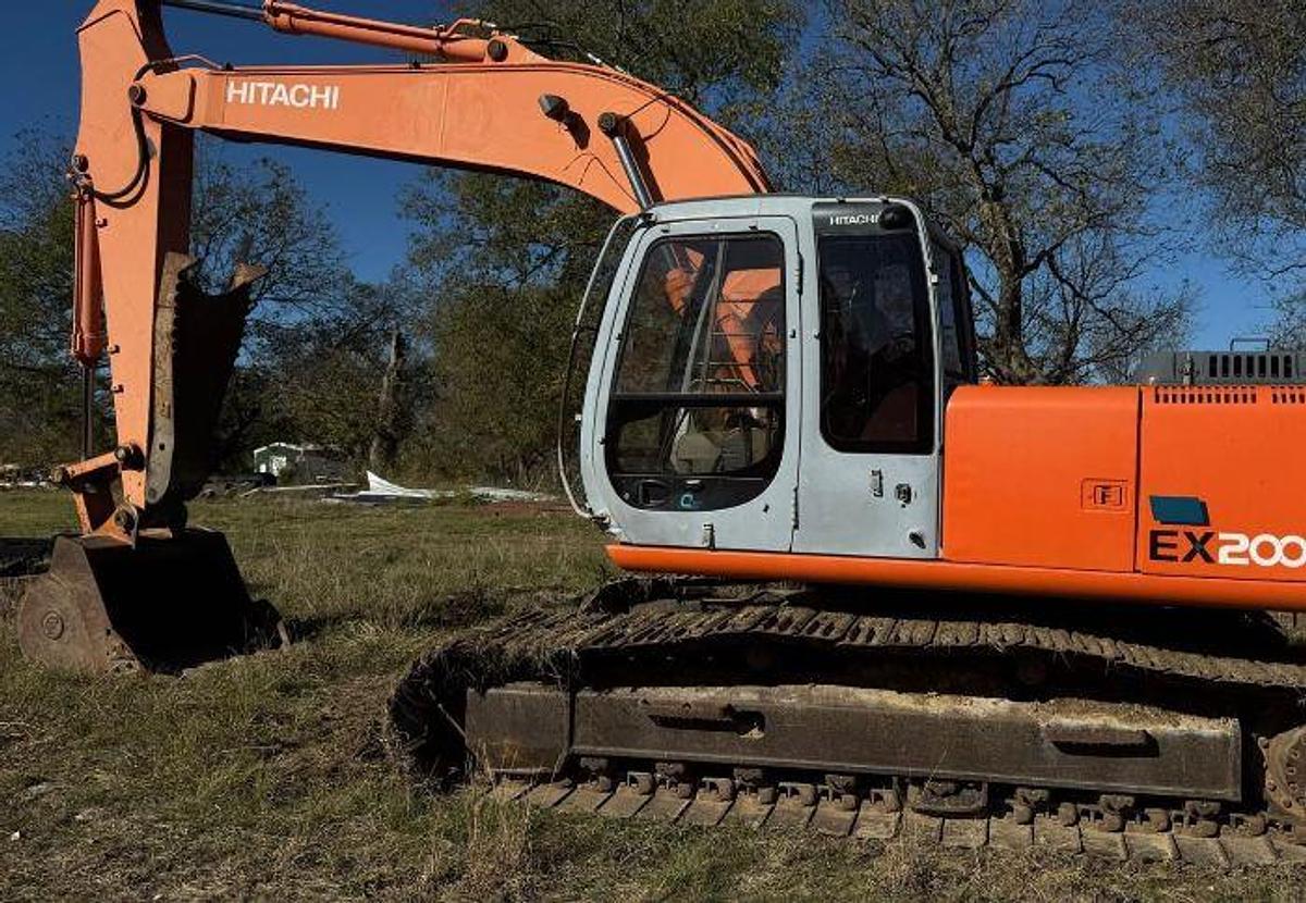 Used 2006 HITACHI EX200 LC Excavator