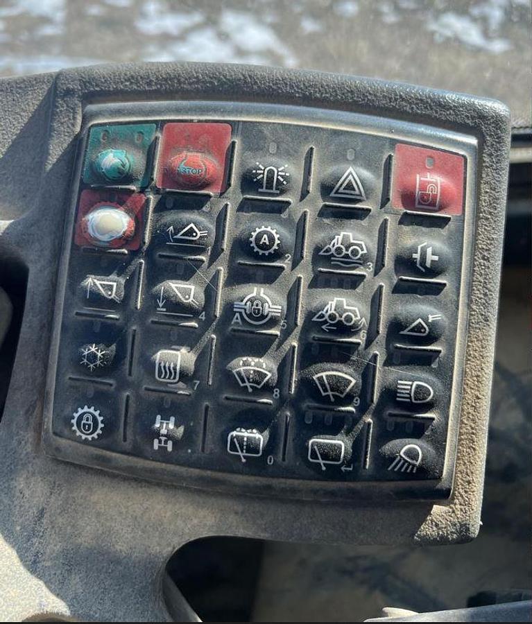 Used 2014 Deere 624K