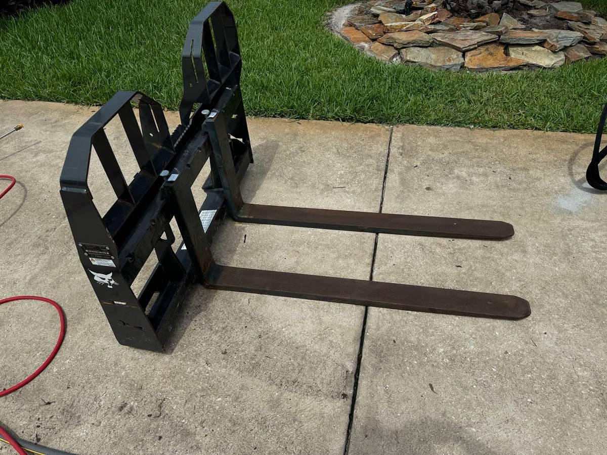 Used 2021 Bobcat S66 Skid Steer