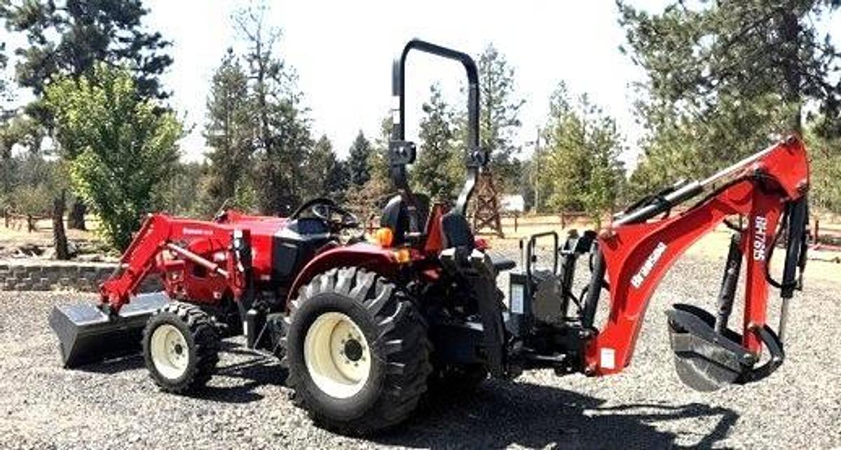 Used 2016 Branson Tractor 3015 H
