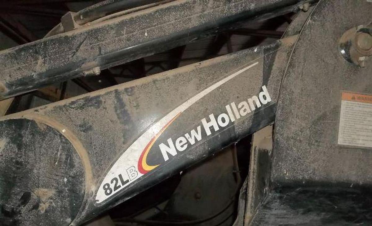 Used 2006 NEW HOLLAND 82LB