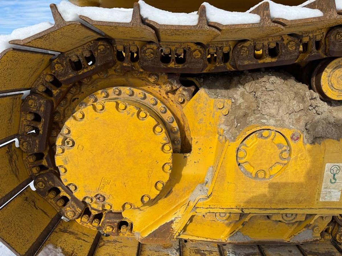 Used 2023 Komatsu D51PXi-24