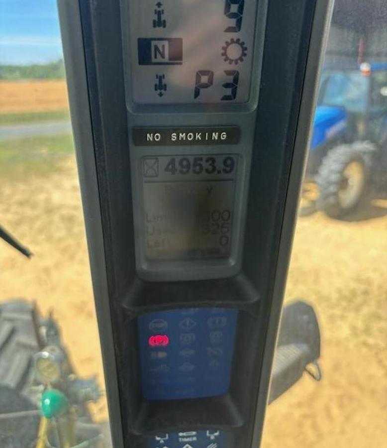 Used 2007 NEW HOLLAND  TG245