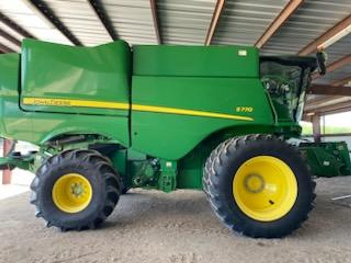 Used 2024 John Deere Combine