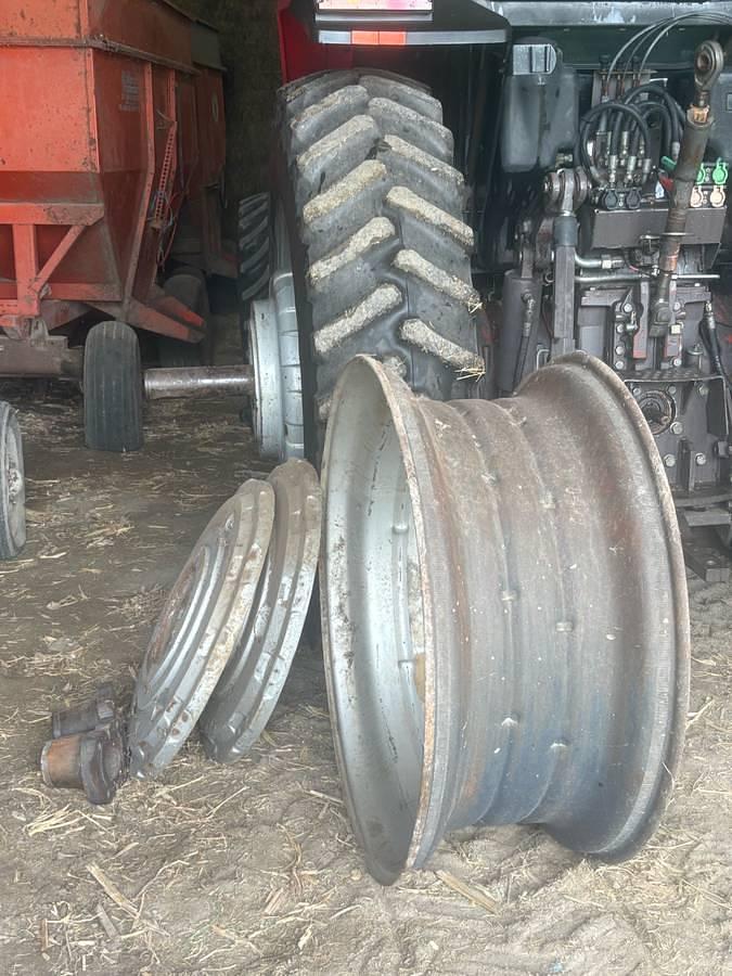 Used 1996 Massey Ferguson 8150