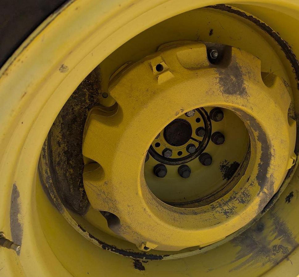 Used 2001 JOHN DEERE 9400 Tractor