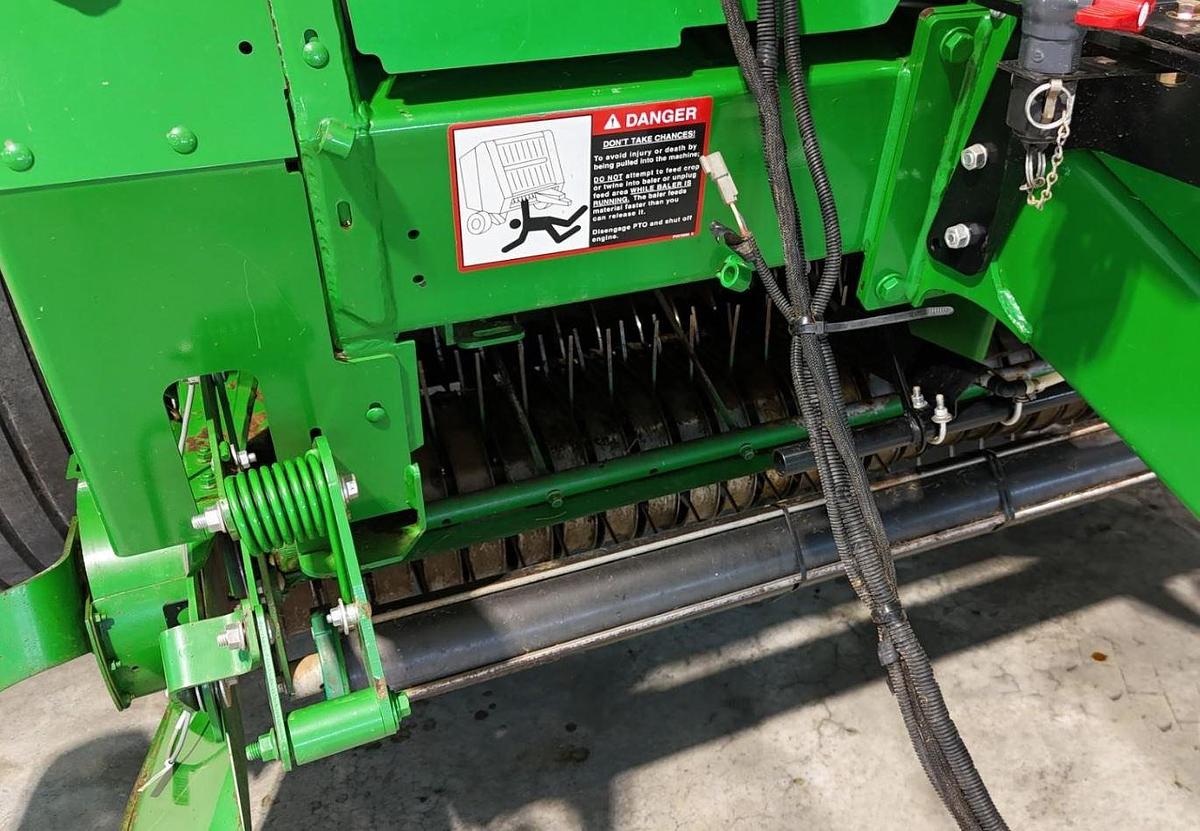 Used 2018 John Deere 560R Round Baler