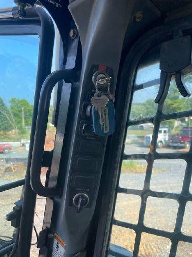 Used 2007 NEW HOLLAND C190