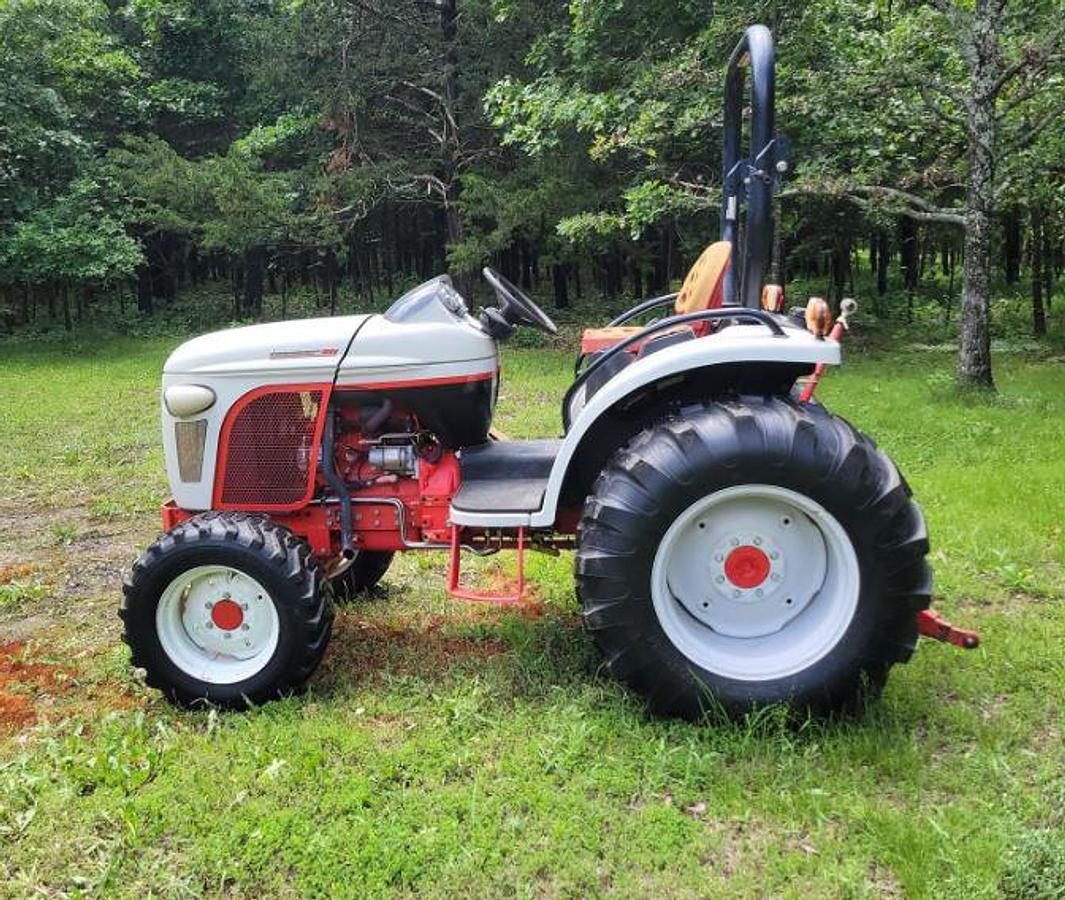 Used 2010 New Holland Boomer 8N