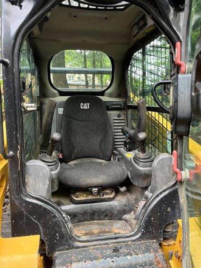 Used 2014 Caterpillar 259D