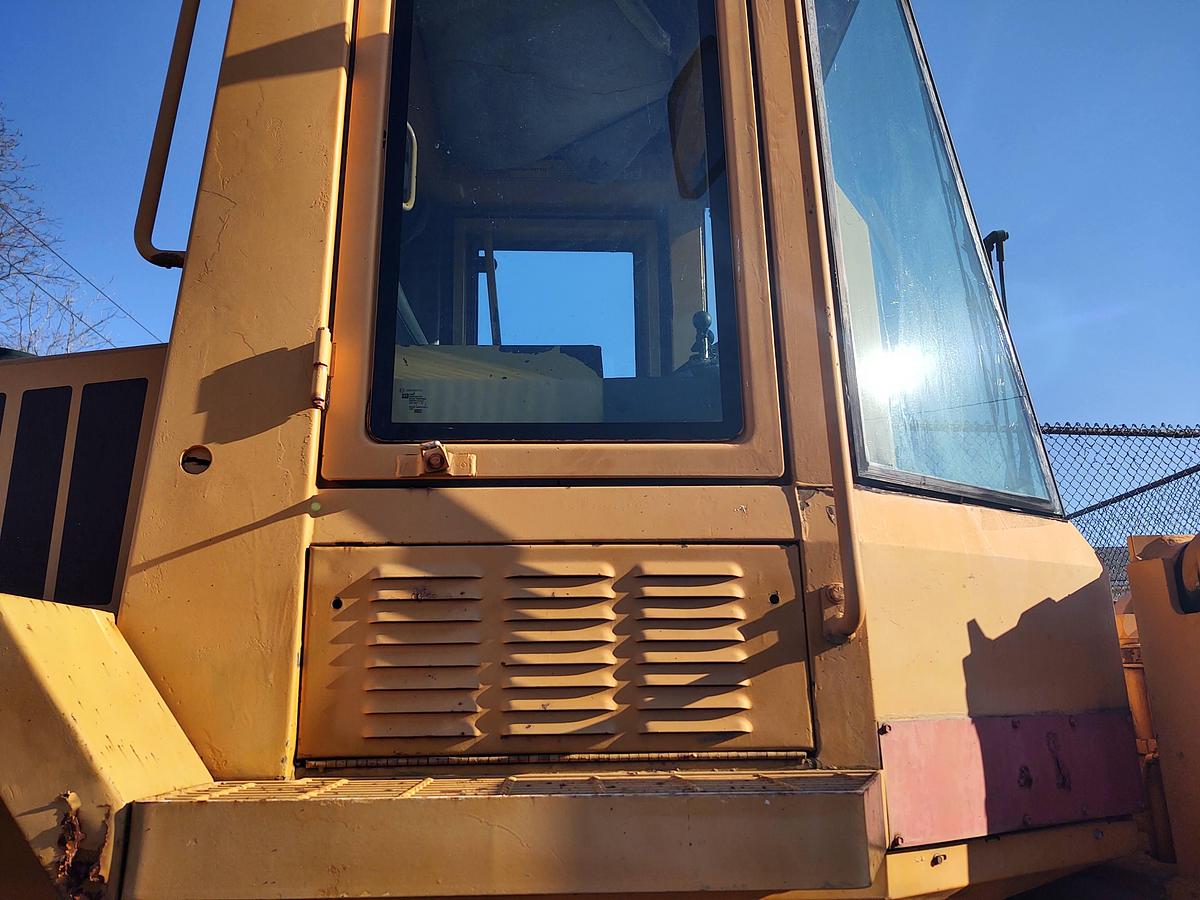 Used 1992 Case 621 Wheel Loader