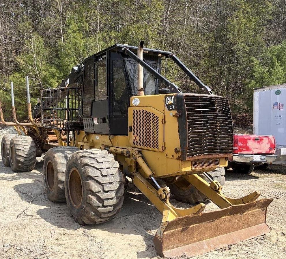 Used 2006 Caterpillar 574
