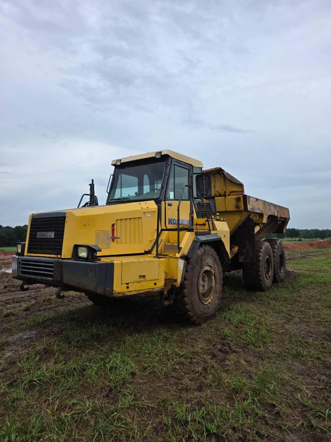 2004 Komatsu HM300