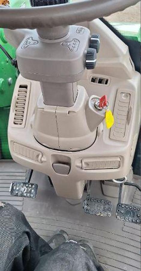 Used 2020 JOHN DEERE 6120M