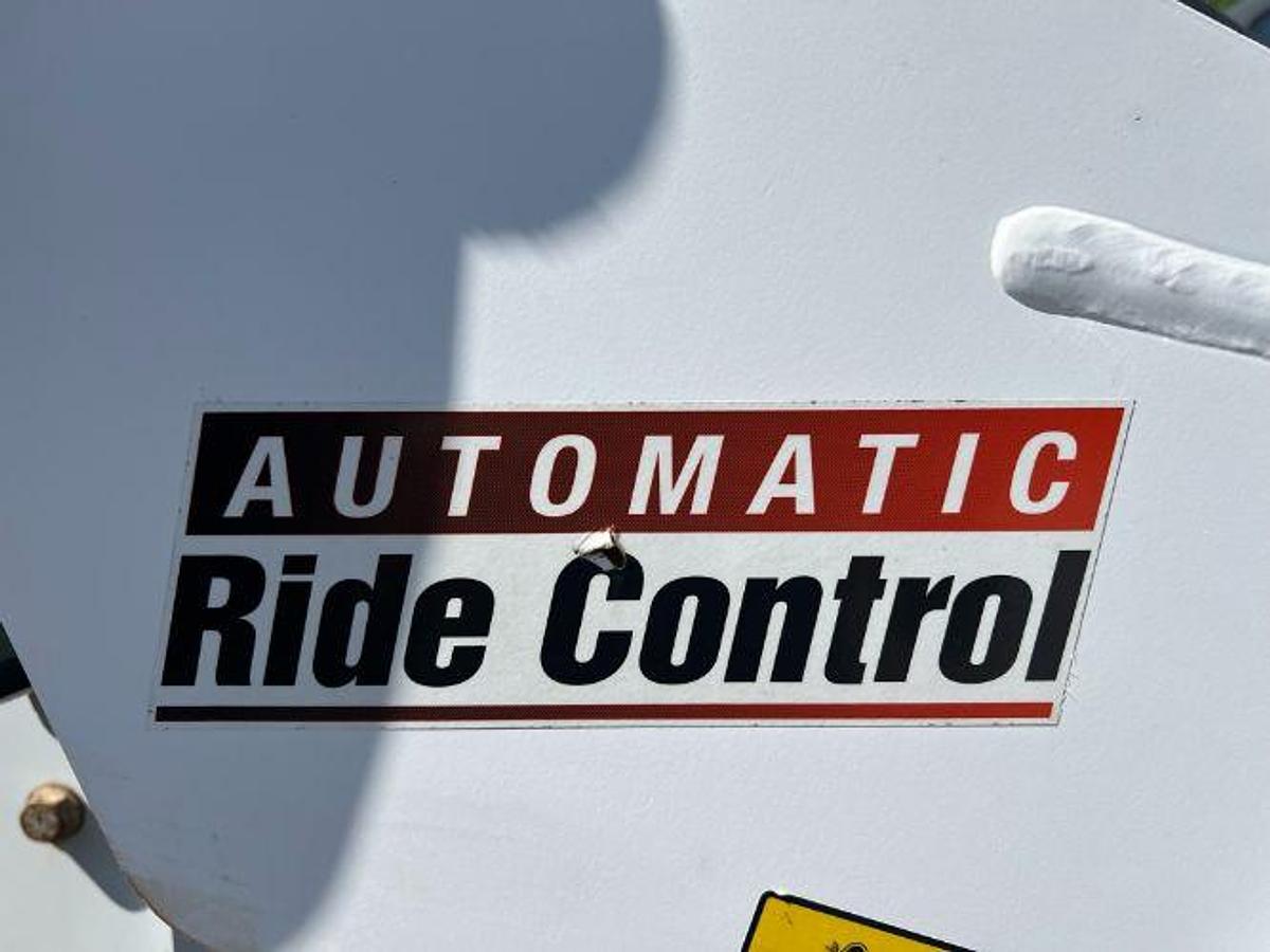 Used 2020 BOBCAT S76