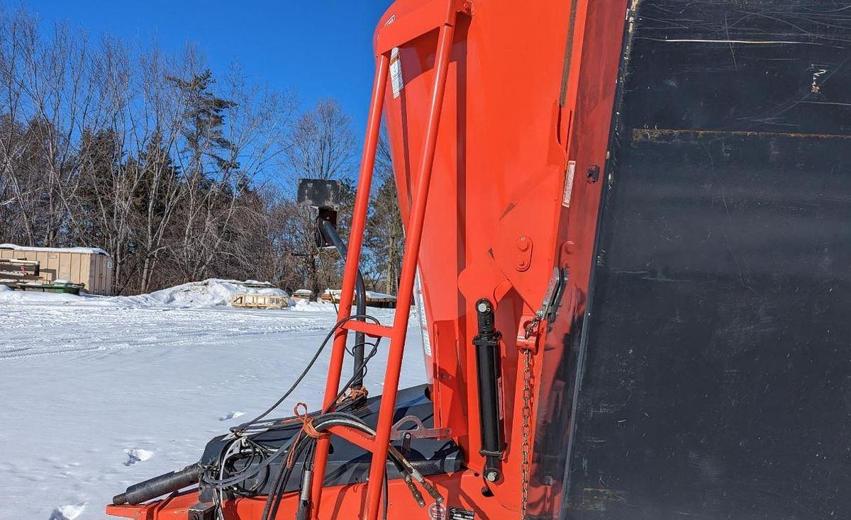 Used 2016 Kuhn Knight VT144