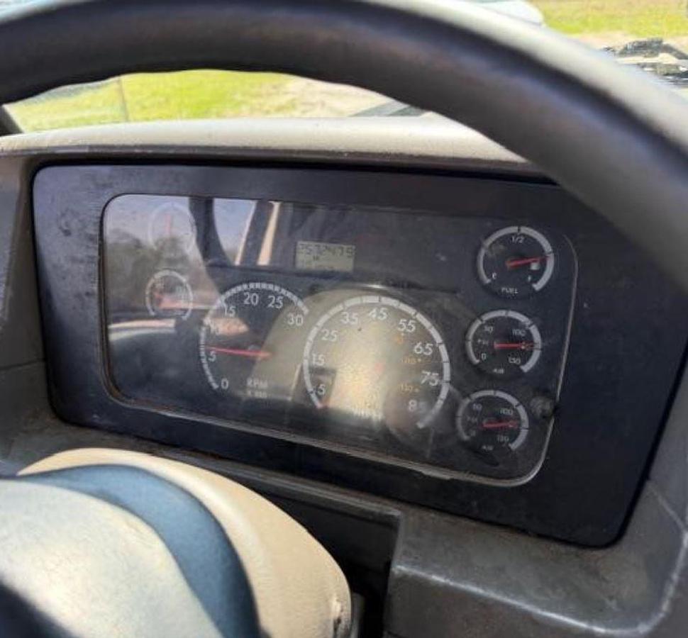 Used 2003 Manitex 2892SX Mounted on 2003 Sterling LT7500