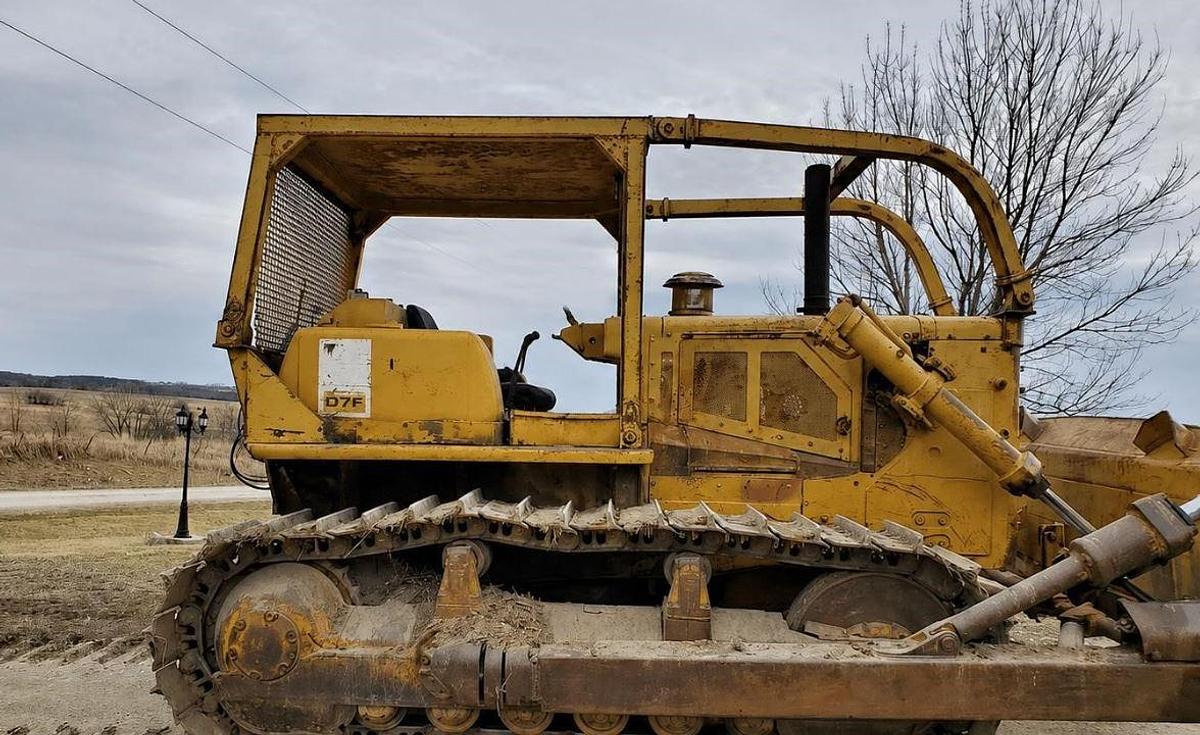 Used 1975 Caterpillar D7F Crawler Dozer