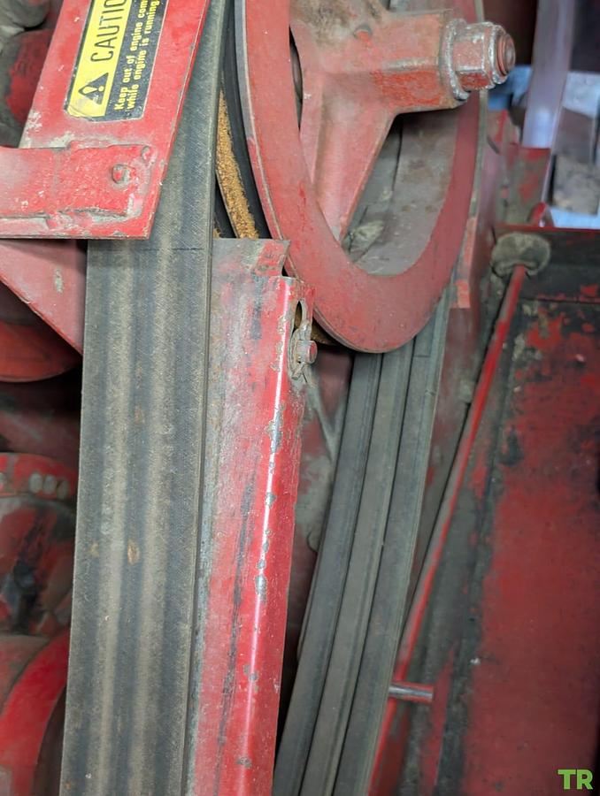 Used 1979 International 1440 Combine