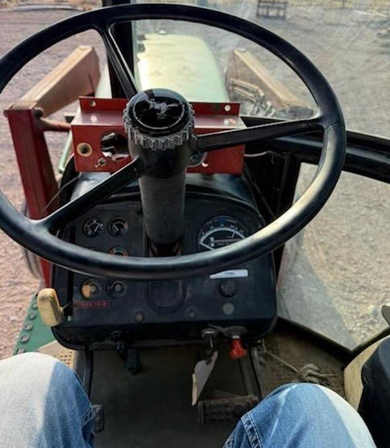 Used 1976 JOHN DEERE 4430