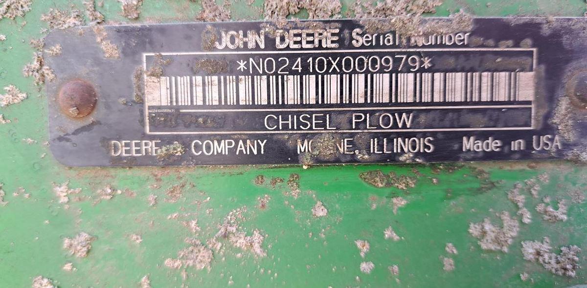Used 2000 JOHN DEERE 2410