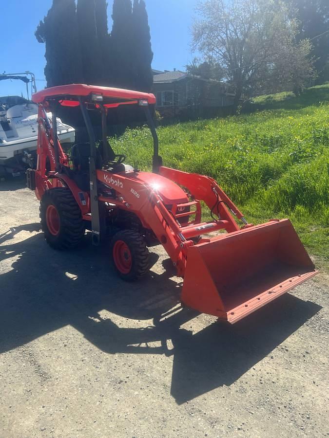 Used Kubota B26 Loader/Backhoe