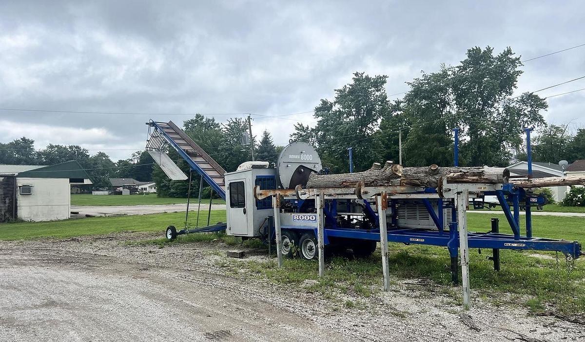 Used 2017 BELLS MACHINING 8000 Log Splitter