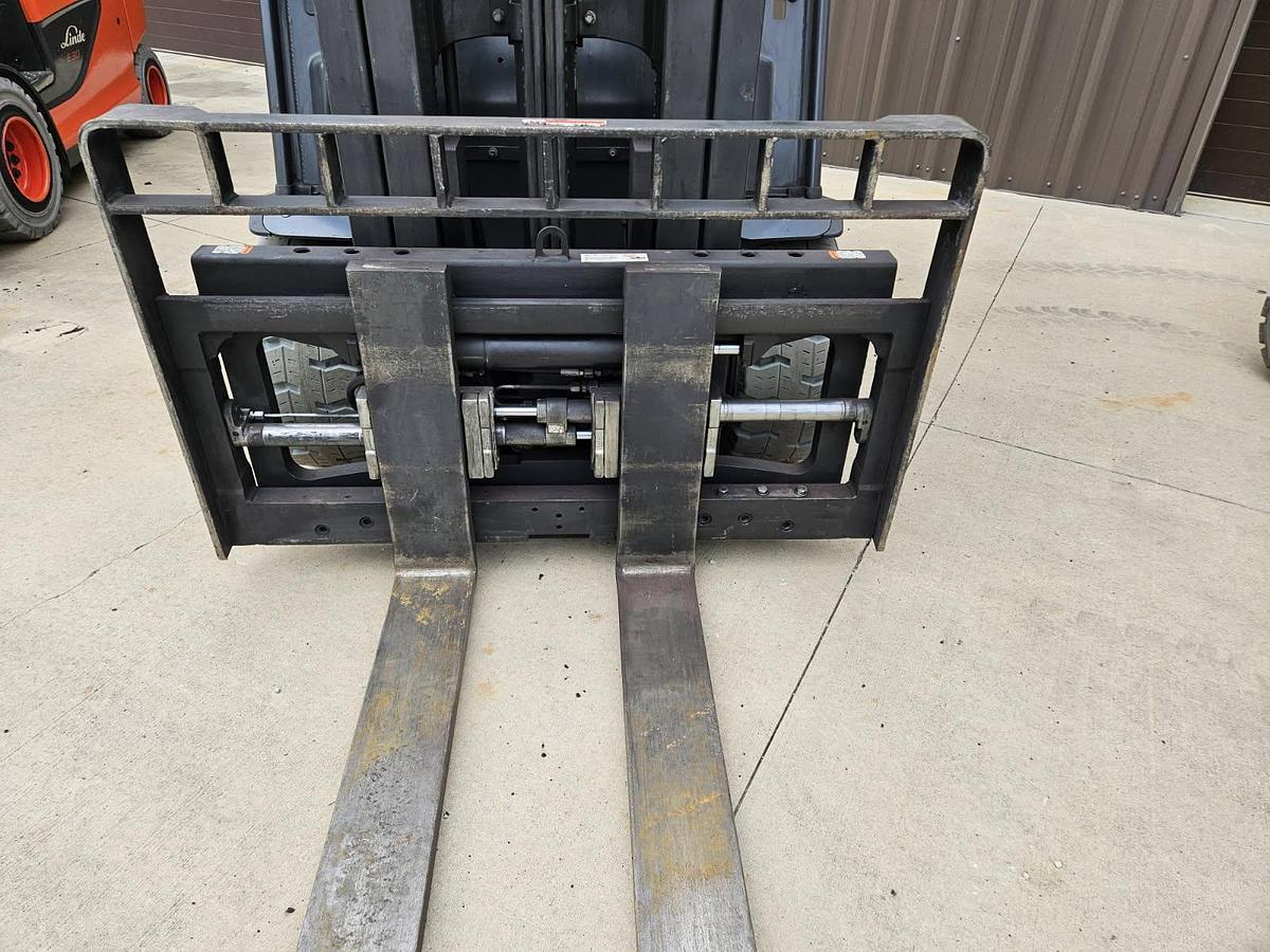 Used 2009 Linde E30 Electric Forklift