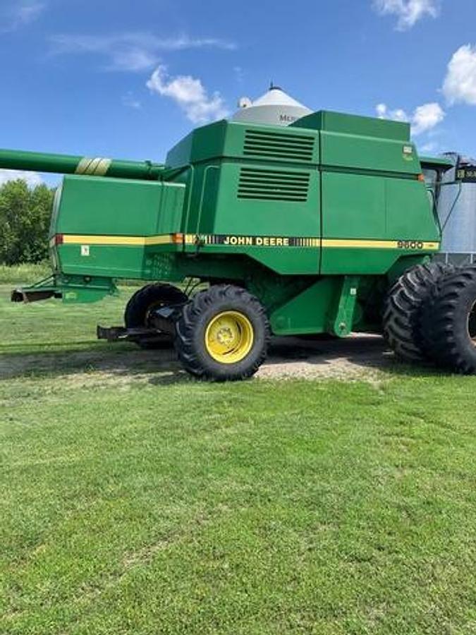 Used 1994 John Deere 9600 Combine
