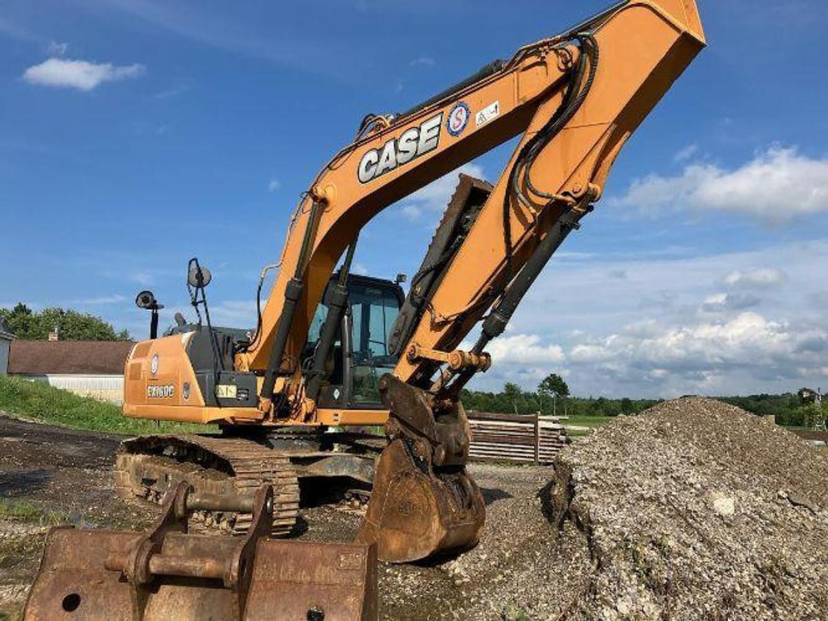 Used 2015 Case CX160C