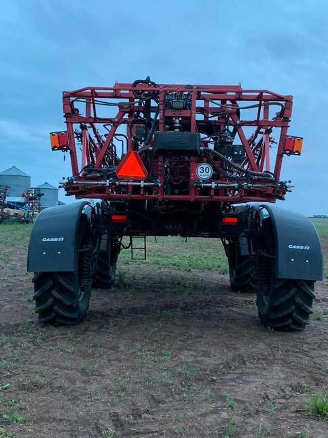 Used 2013 CIH SP3330 Sprayer