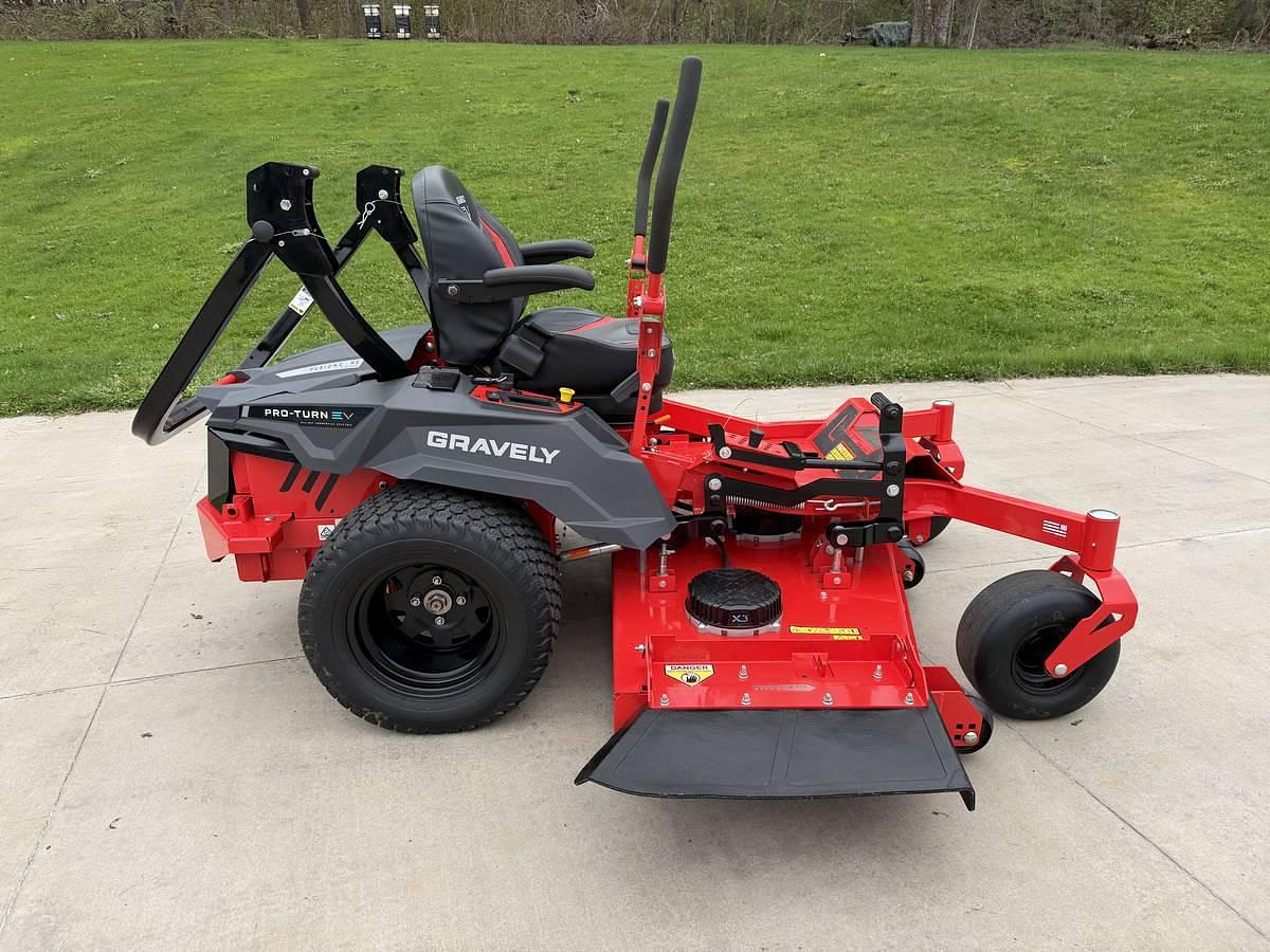 Used 2024 Gravely Electric Zero-Turn Mower 997007