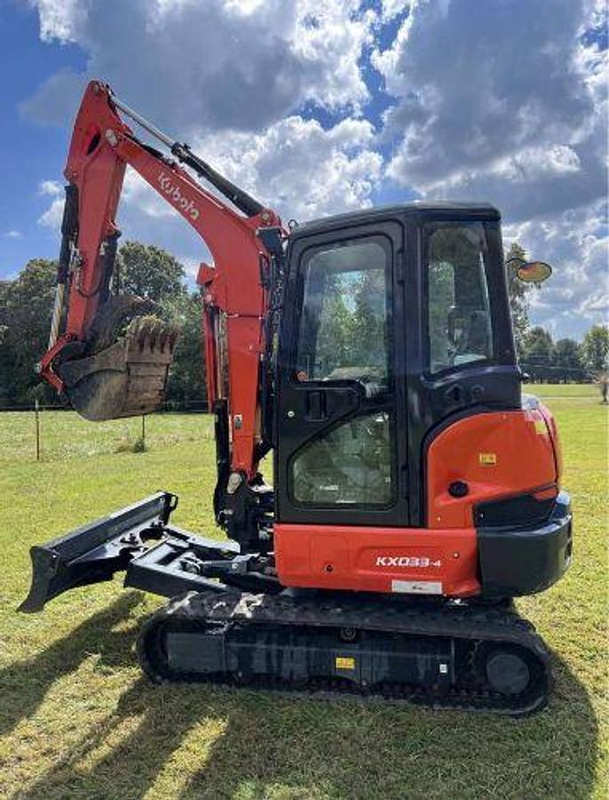 Used 2022 Kubota KX 033 4