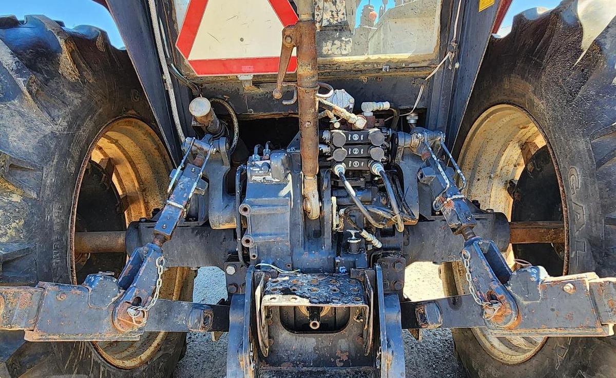 Used 1993 Case IH 5140 Tractor