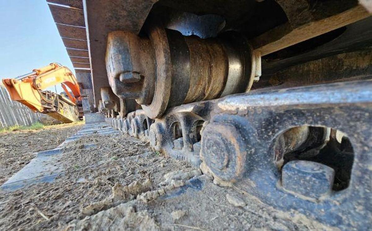 Used 2012 DEERE 135D