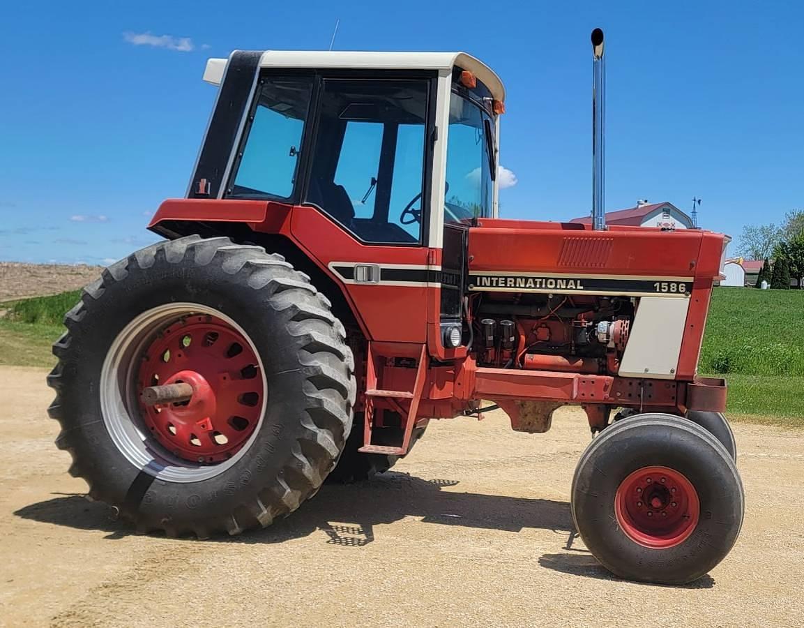Used 1976 International 1586 Tractor