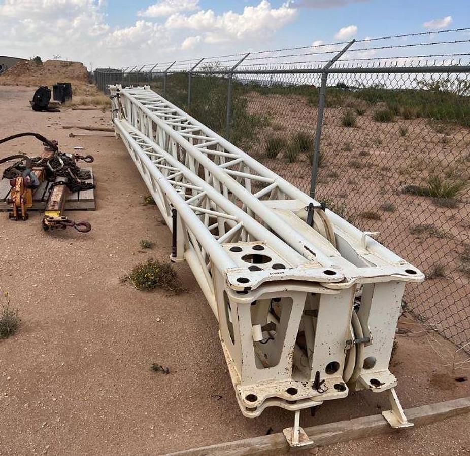 Used 2008 Grove GMK6220L