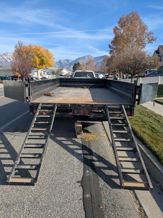 Used 2011 New Holand L225 Skid Steer