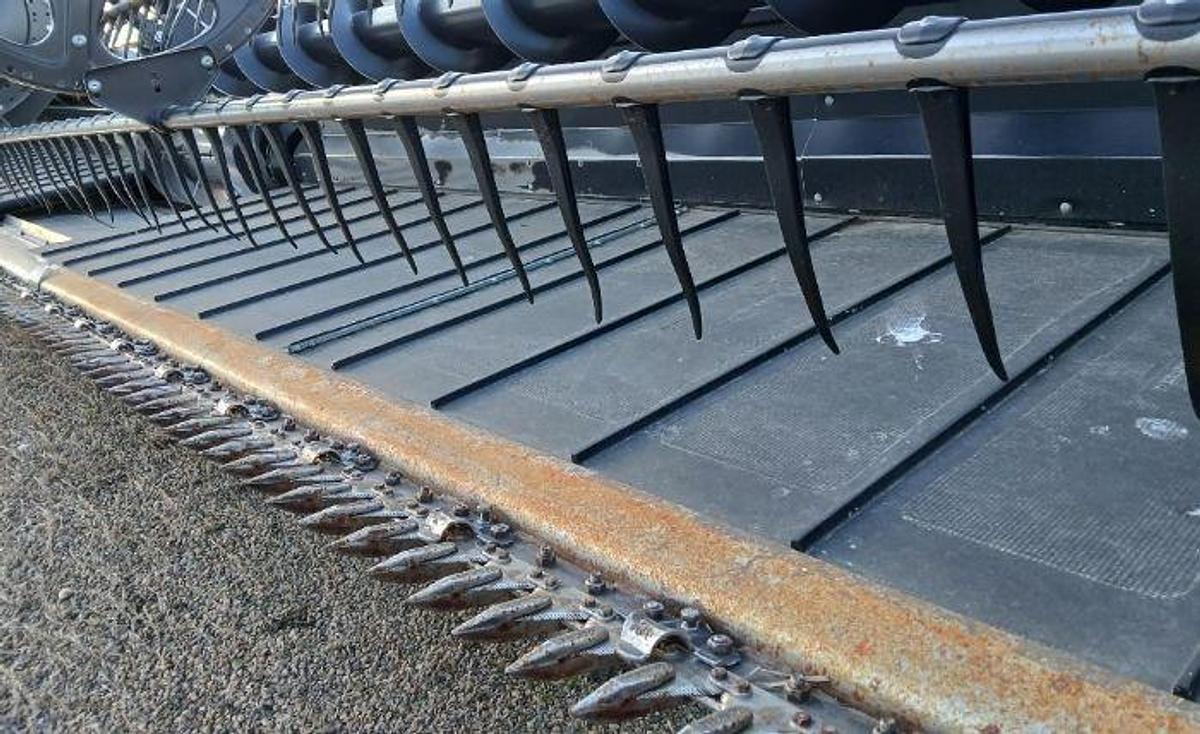 Used 2011 Case IH 2162