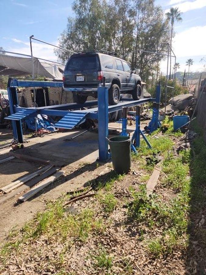 Used 1993 BenPak 4 Post Auto Lift with Front and Back Entensions