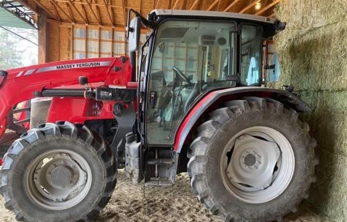 Used 2022 MASSEY FERGUSON 4710