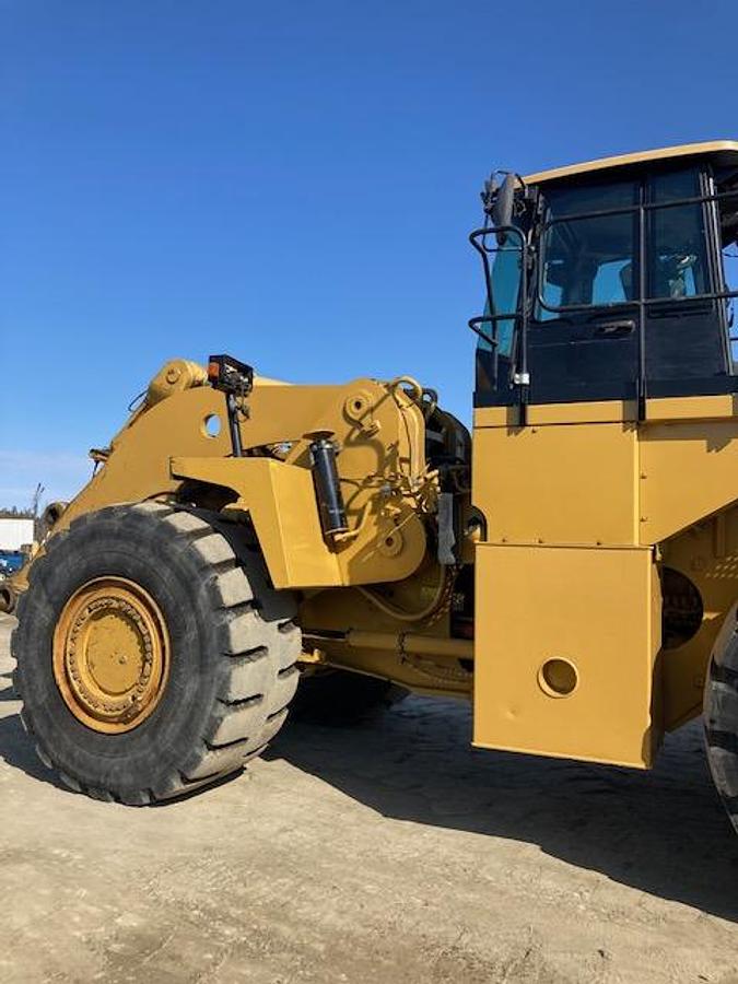 Used 2016 CATERPILLAR 988K