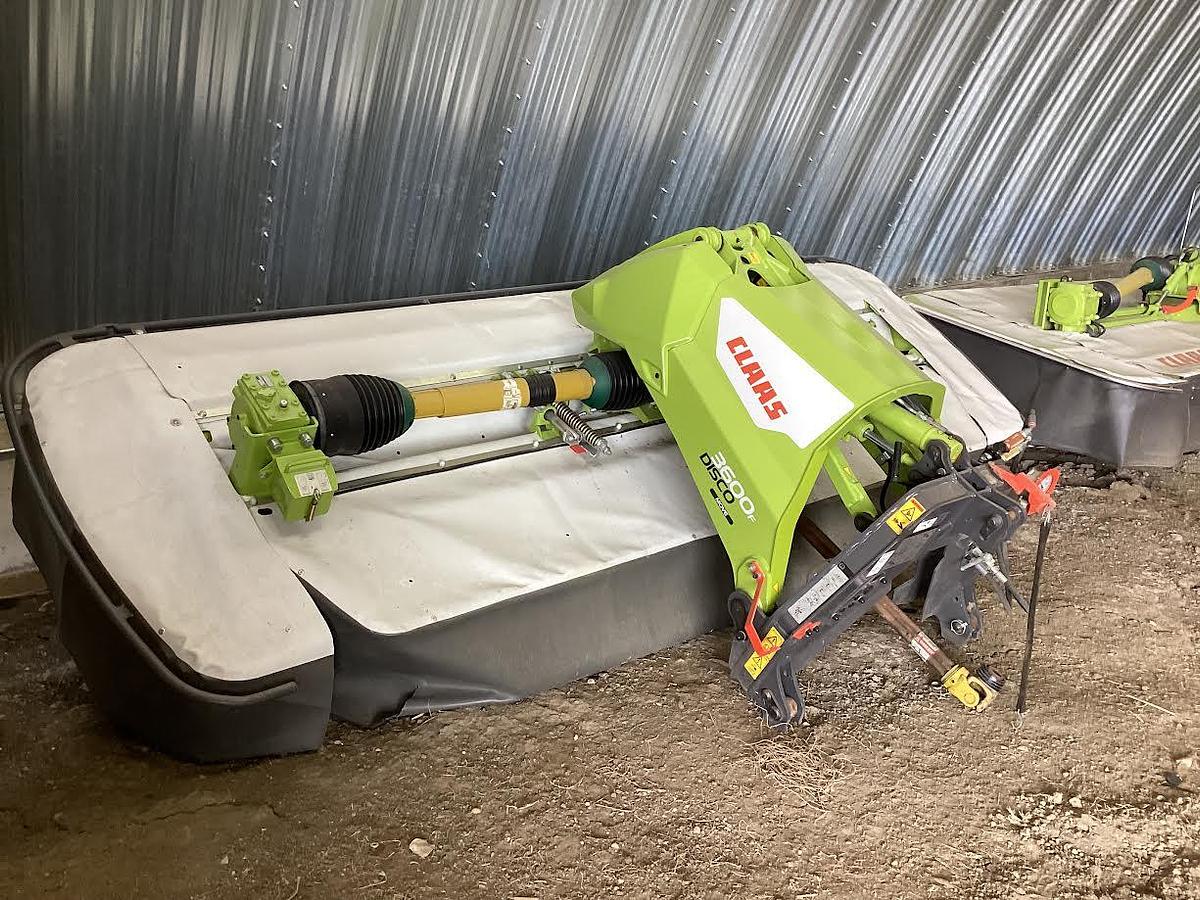 Used 2022 Claas 3600 F Disco and Claas Disco 1100 Trend Disc Mower