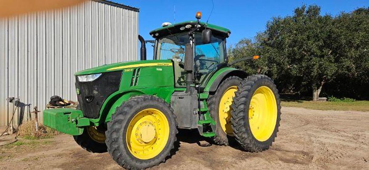 Used 2015 JOHN DEERE 7210R