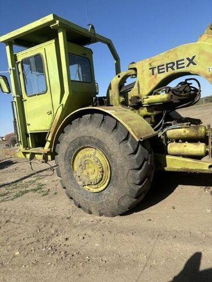 Used 1990 TEREX 14 Scraper