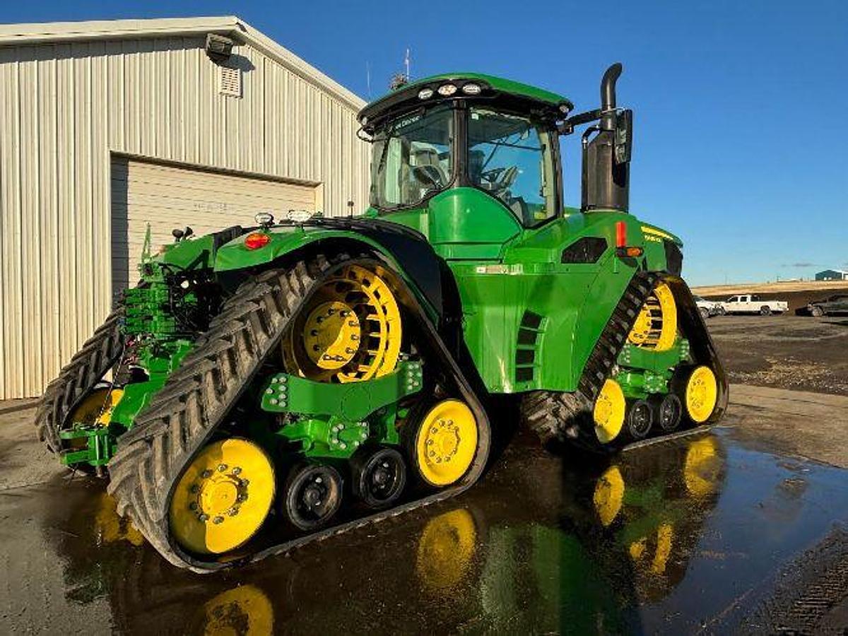 Used 2021 JOHN DEERE 9620RX