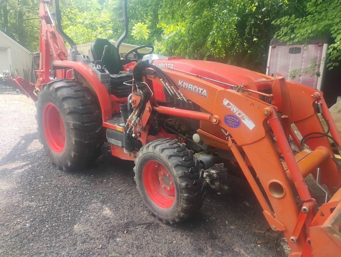Used 2017 Kubota L4760 Tractor