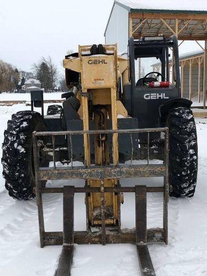 Used 2012 Gehl RS 8-42 Telehandler